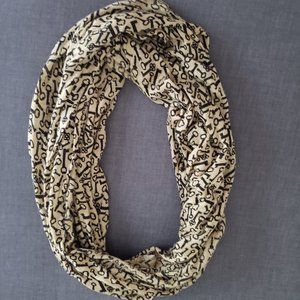 Women's Key Scarf